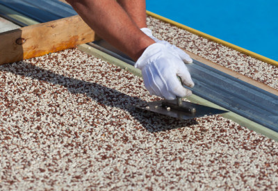 Idée jardin : choisissez la moquette de pierre pour votre allée